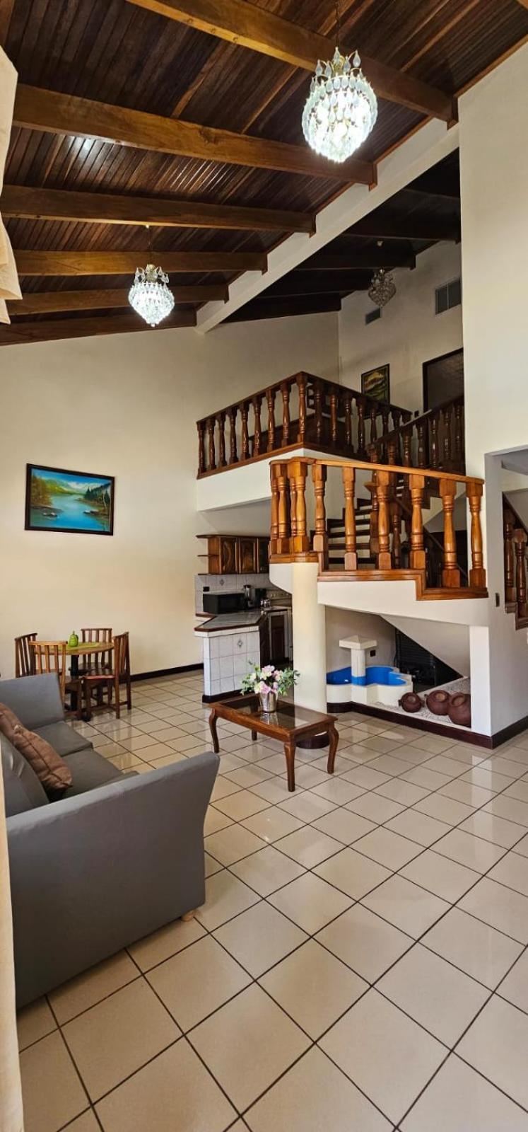 Apartotel Obelisco San Jose Aeropuerto Екстериор снимка